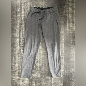 Stretch High Rise Pants Lululemon size 6 7/8 heather grey